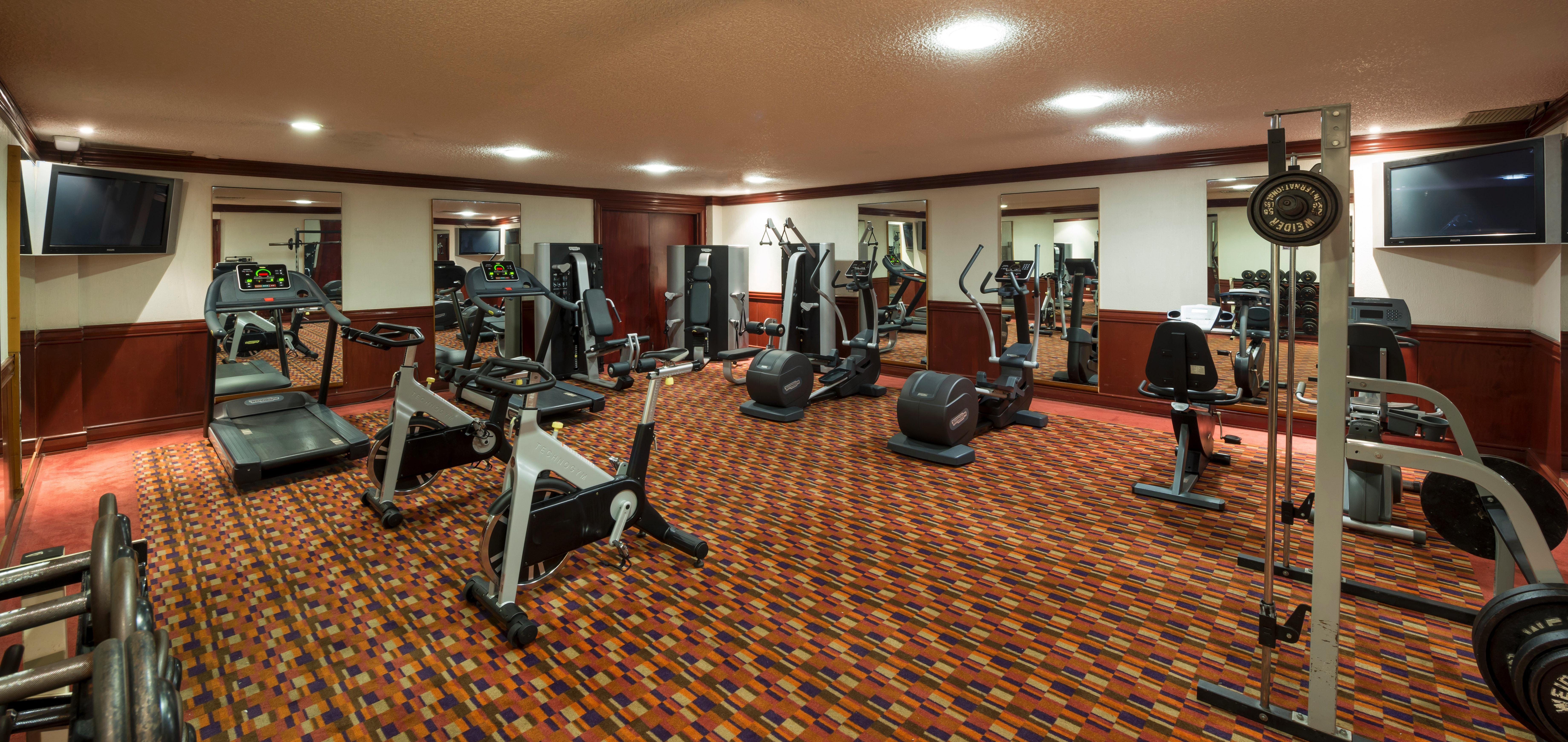 Real Inn Tijuana By Camino Real Hoteles Kültér fotó The gym at the hotel