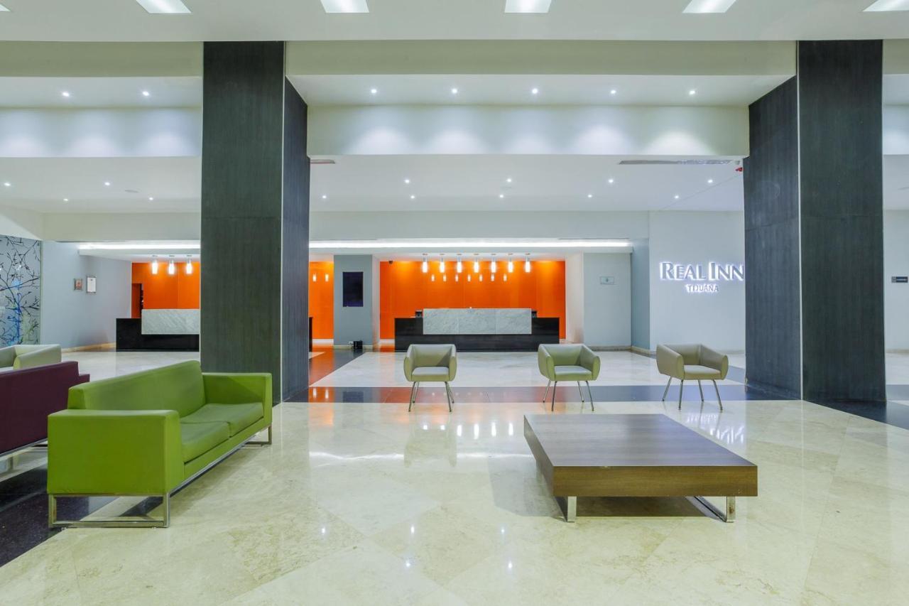 Real Inn Tijuana By Camino Real Hoteles Kültér fotó Lobby of the hotel