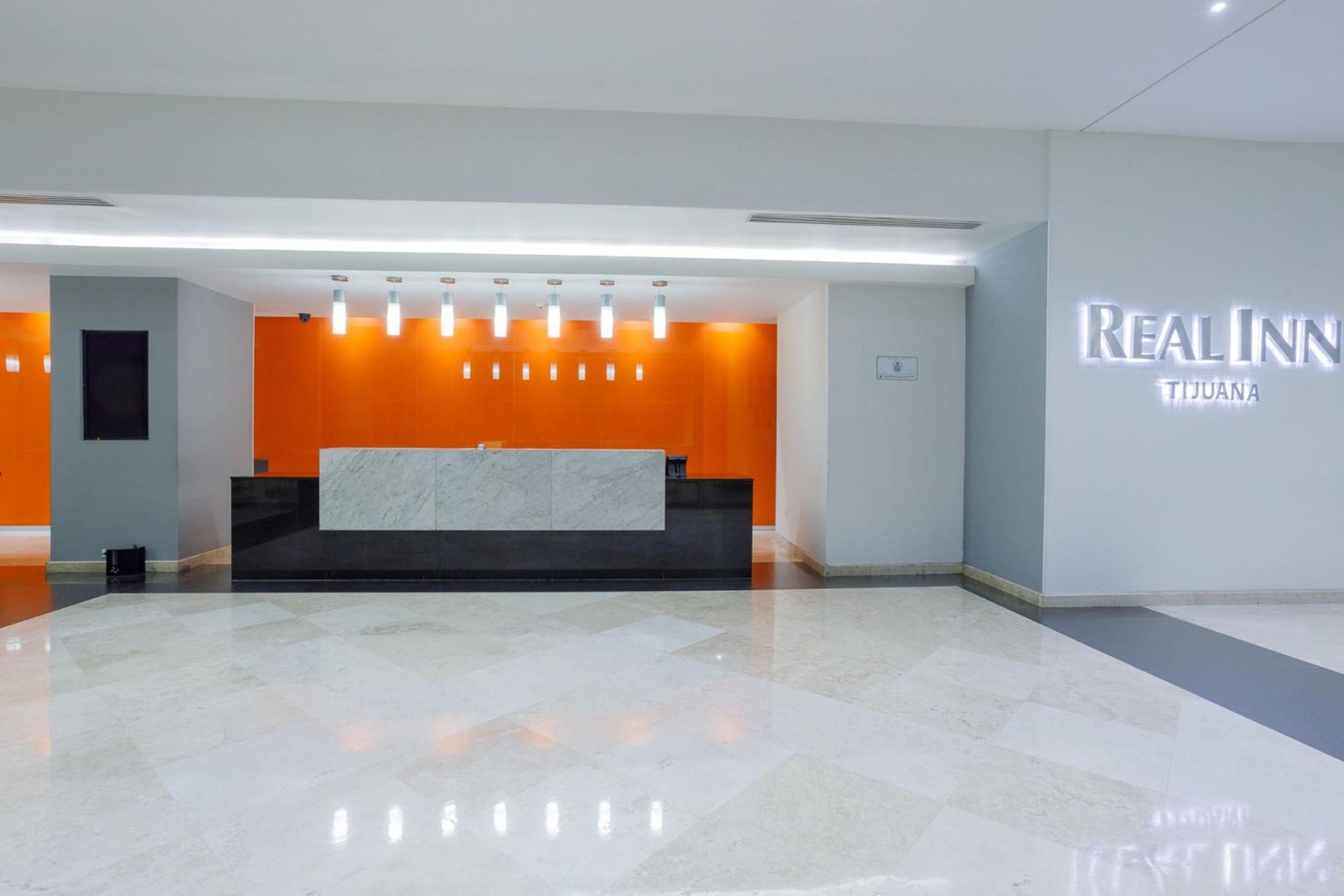 Real Inn Tijuana By Camino Real Hoteles Kültér fotó Realty+